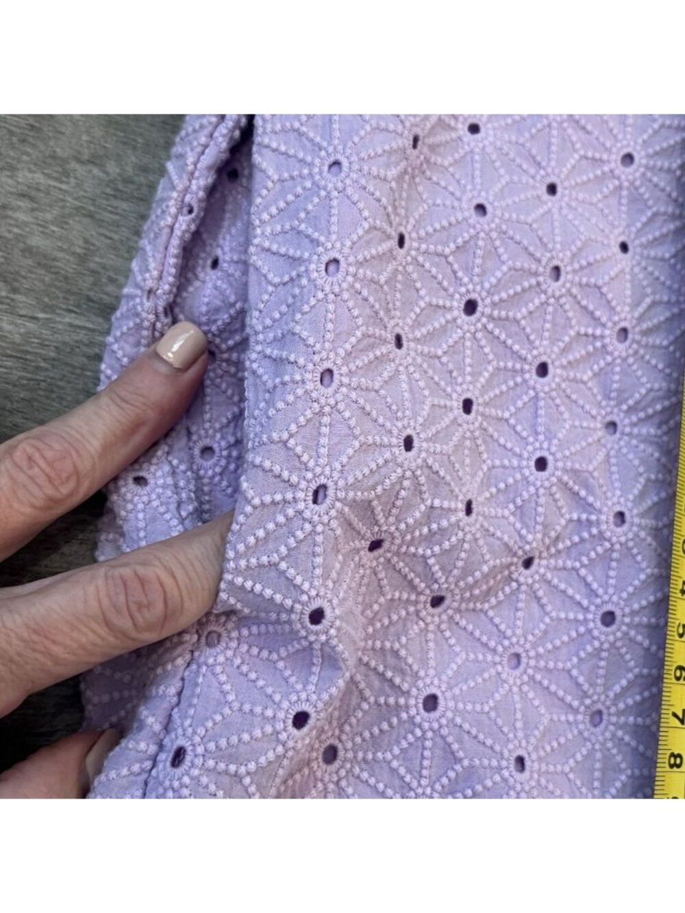 Tuckernuck Women’s Lavender Folly Dress Eyelet Lace Size Small Shift Buttons - Picture 5 of 11